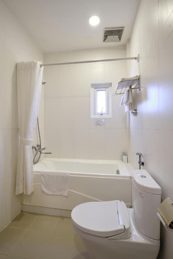 Pham Van Sakura Hotel 顺安 外观 照片